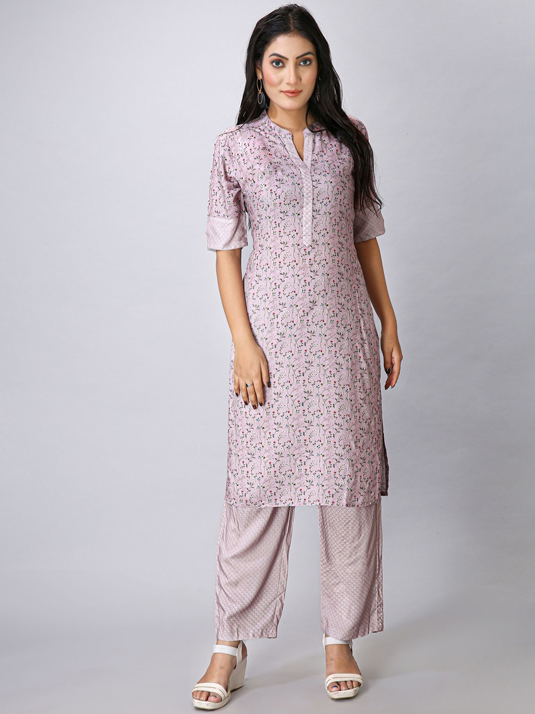 Krimmple Floral Printed Mandarin Collar Roll-Up Sleeves Straight Kurta with Trousers, Grey
Krimmple Floral Printed Mandarin Collar Roll-Up Sleeves Straight Kurta with Trousers, Grey