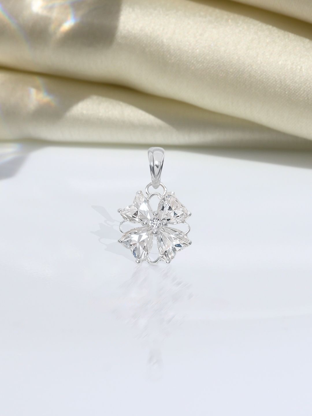 HighSpark 92.5 Sterling Silver Cubic Zirconia Studded Dazzling Petunia Solitaire Pendant
HighSpark 92.5 Sterling Silver Cubic Zirconia Studded Dazzling Petunia Solitaire Pendant