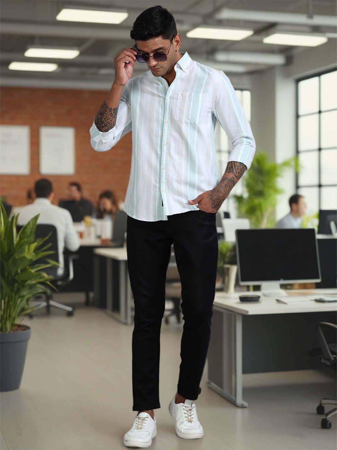 HOUSE OF MAHNOTS Men Comfort Relaxed Fit Vertical Striped Cotton Casual Shirt, White
HOUSE OF MAHNOTS Men Comfort Relaxed Fit Vertical Striped Cotton Casual Shirt, White