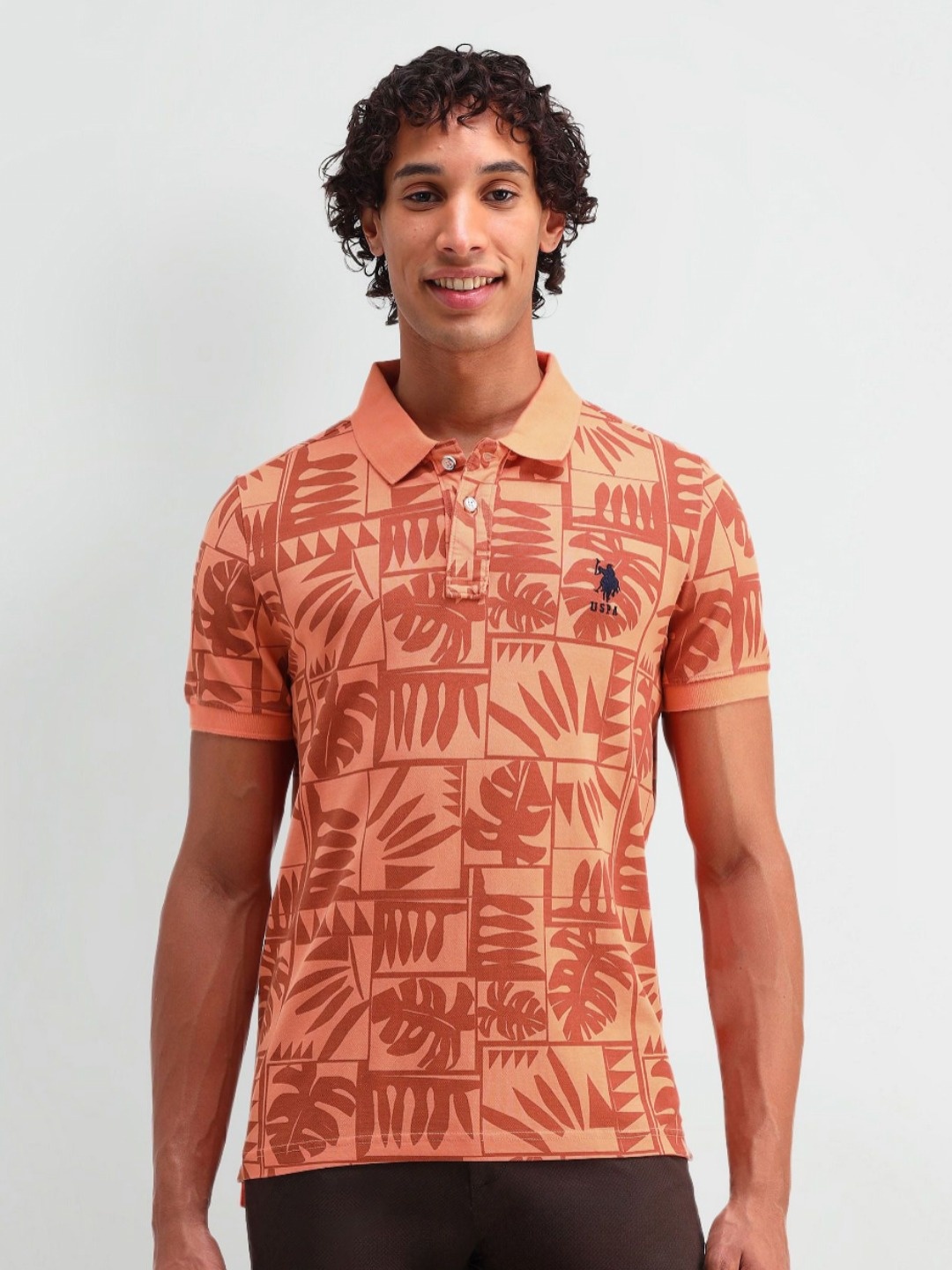 U.S. Polo Assn. Denim Co. Men Floral Printed Polo Collar Cotton Slim Fit T-shirt, Orange
U.S. Polo Assn. Denim Co. Men Floral Printed Polo Collar Cotton Slim Fit T-shirt, Orange