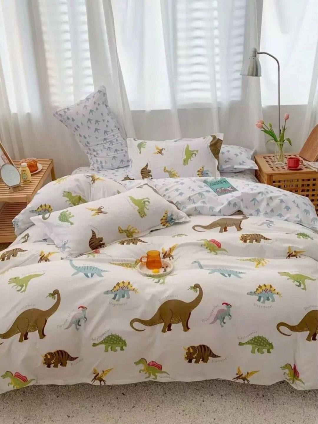 Famyo Cream-Coloured & Brown 5 Pieces Cartoon Characters Double King Regular Bedding Set
Famyo Cream-Coloured & Brown 5 Pieces Cartoon Characters Double King Regular Bedding Set