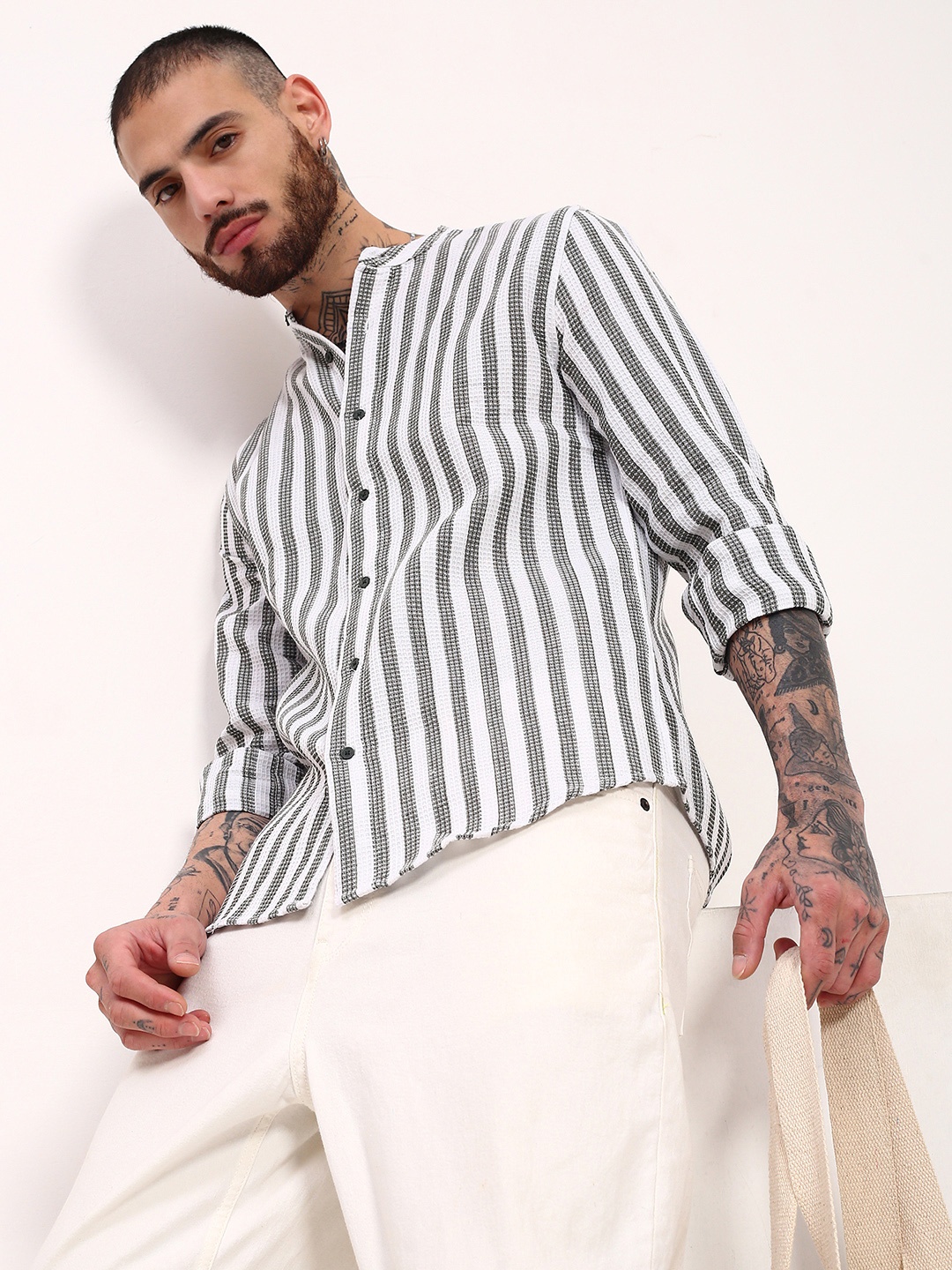 SHOWOFF Men Comfort Slim Fit Mandarin Collar Vertical Striped Cotton Casual Shirt, White
SHOWOFF Men Comfort Slim Fit Mandarin Collar Vertical Striped Cotton Casual Shirt, White