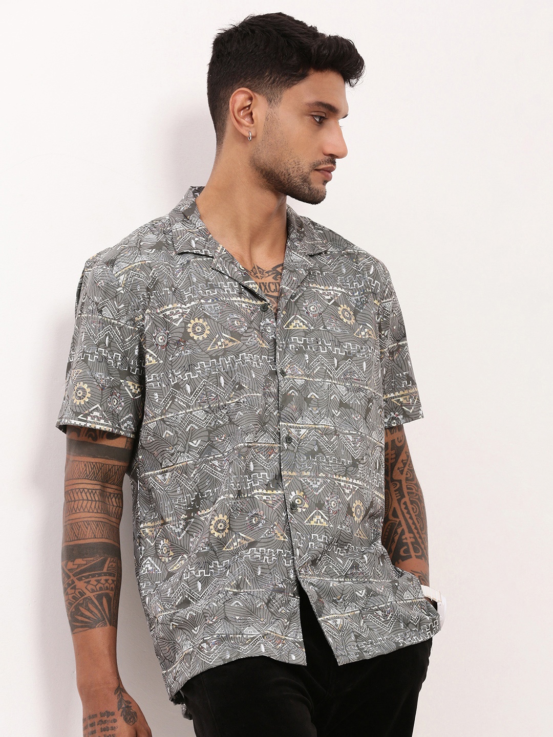 SHOWOFF Men Comfort Relaxed Fit Cuban Collar Geometric Printed Cotton Casual Shirt, Olive
SHOWOFF Men Comfort Relaxed Fit Cuban Collar Geometric Printed Cotton Casual Shirt, Olive