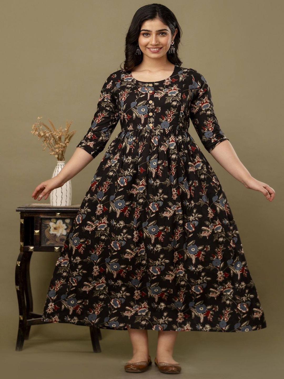 Nevisha Style Floral Printed Round Neck Maternity Cotton Fit And Flare Dress, Black
Nevisha Style Floral Printed Round Neck Maternity Cotton Fit And Flare Dress, Black