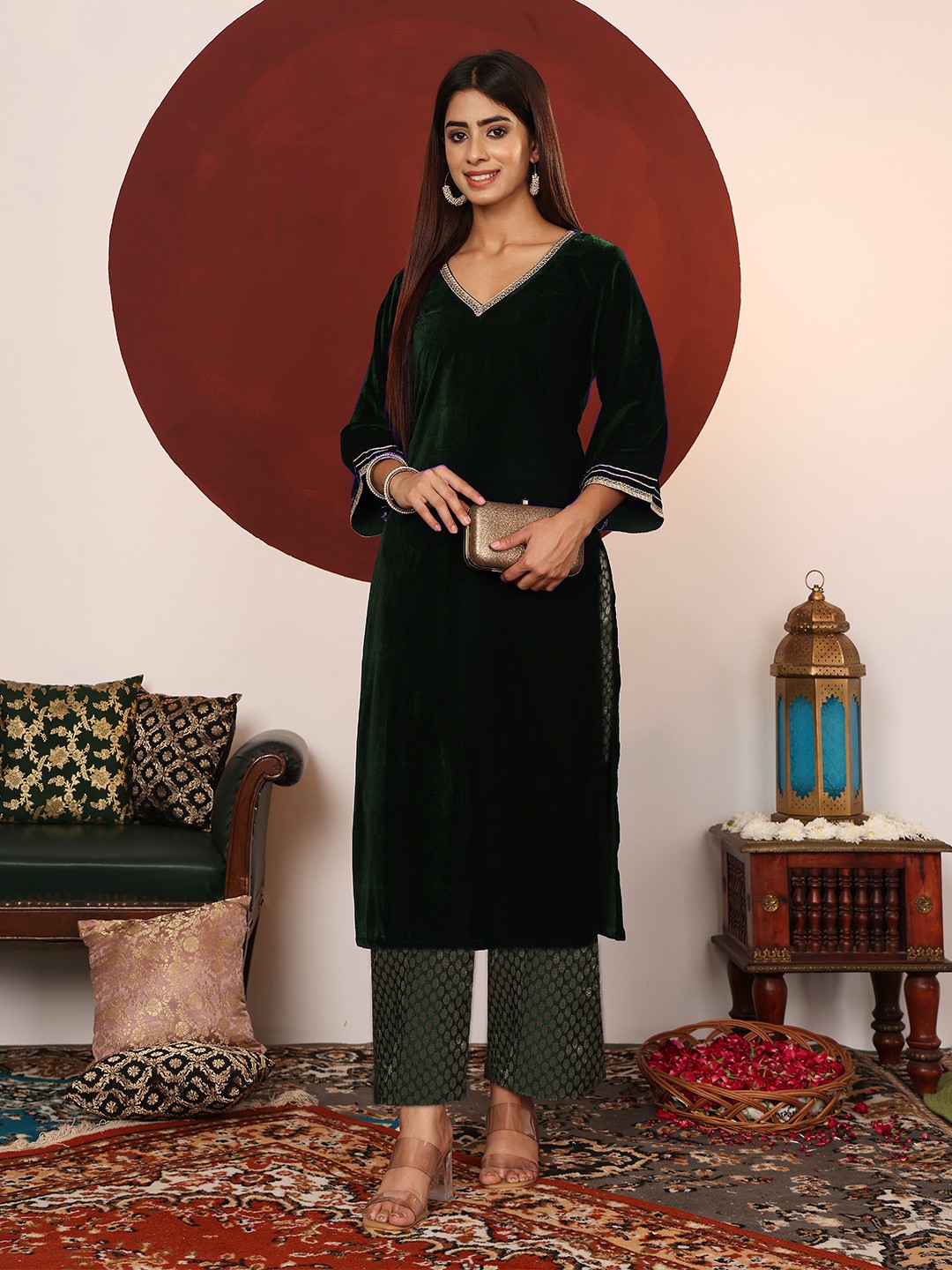 Varanga V-Neck Flared Sleeves Gotta Patti Velvet Straight Kurta With Trousers, Green
Varanga V-Neck Flared Sleeves Gotta Patti Velvet Straight Kurta With Trousers, Green