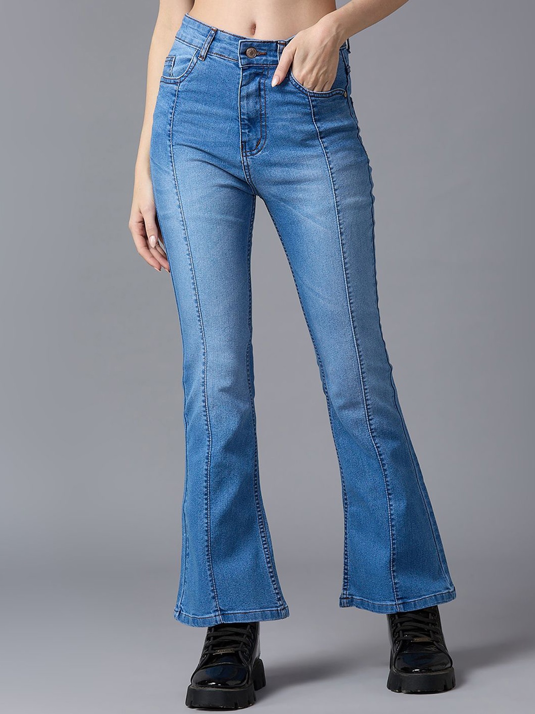 The Roadster Lifestyle Co. Women Flared Fit High-Rise Light Fade Stretchable Jeans, Blue
The Roadster Lifestyle Co. Women Flared Fit High-Rise Light Fade Stretchable Jeans, Blue