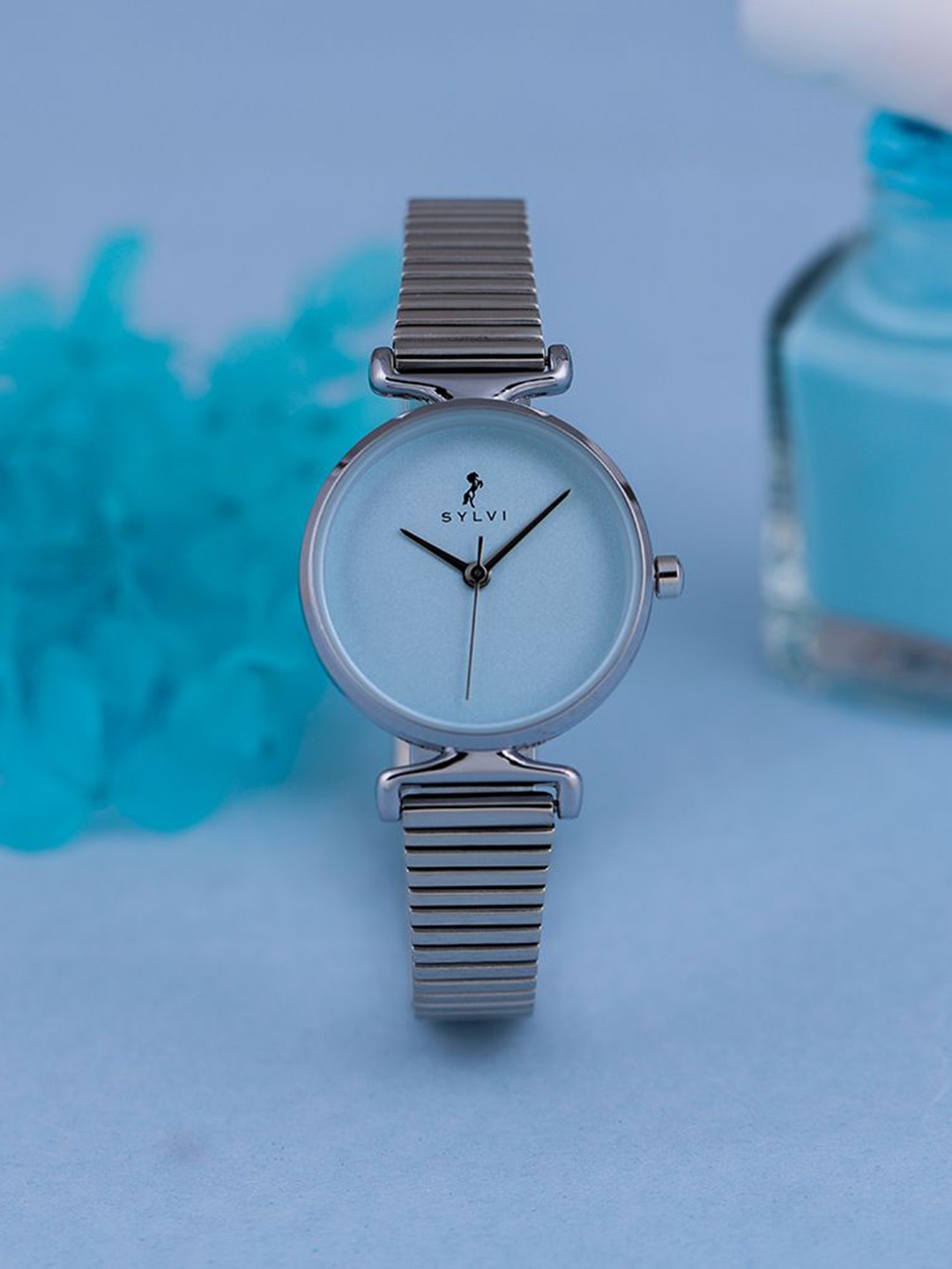 Sylvi Women Patterned Dial & Straps Analogue Multi Function Watch VLTM-Skyblue-silver
Sylvi Women Patterned Dial & Straps Analogue Multi Function Watch VLTM-Skyblue-silver