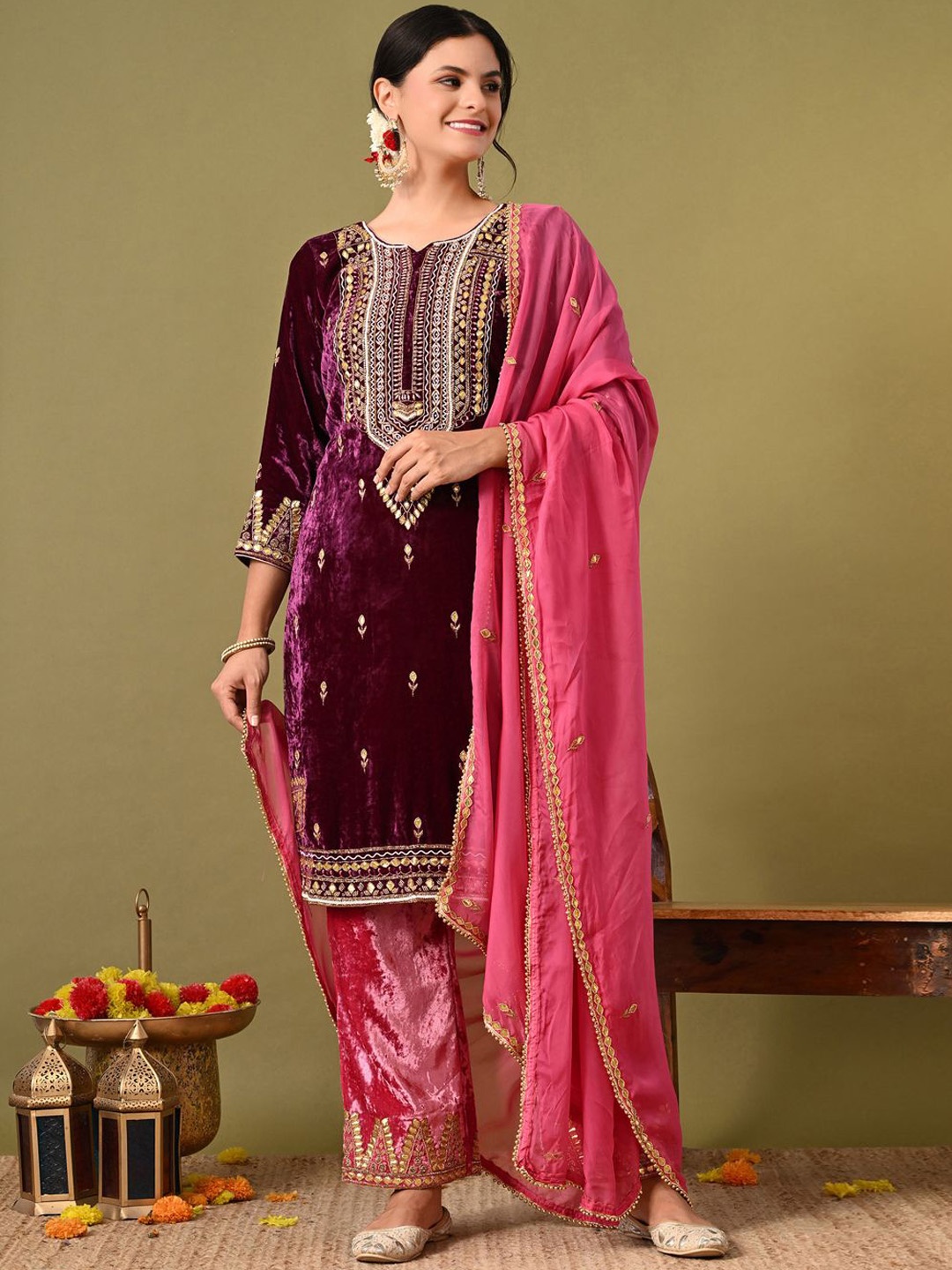ZARIKALI Floral Embroidered Zardozi Work Straight Kurta with Palazzos And Dupatta, Purple
ZARIKALI Floral Embroidered Zardozi Work Straight Kurta with Palazzos And Dupatta, Purple