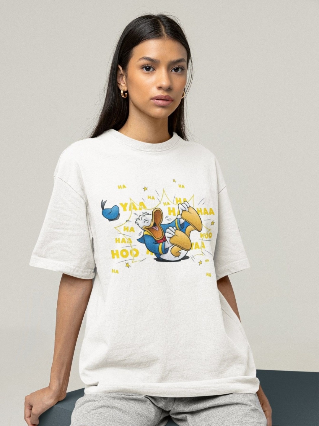 TheBTclub Men Donald Duck Activchill Graphic Printed Round Neck Cotton Relaxed Fit T-shirt, White
TheBTclub Men Donald Duck Activchill Graphic Printed Round Neck Cotton Relaxed Fit T-shirt, White