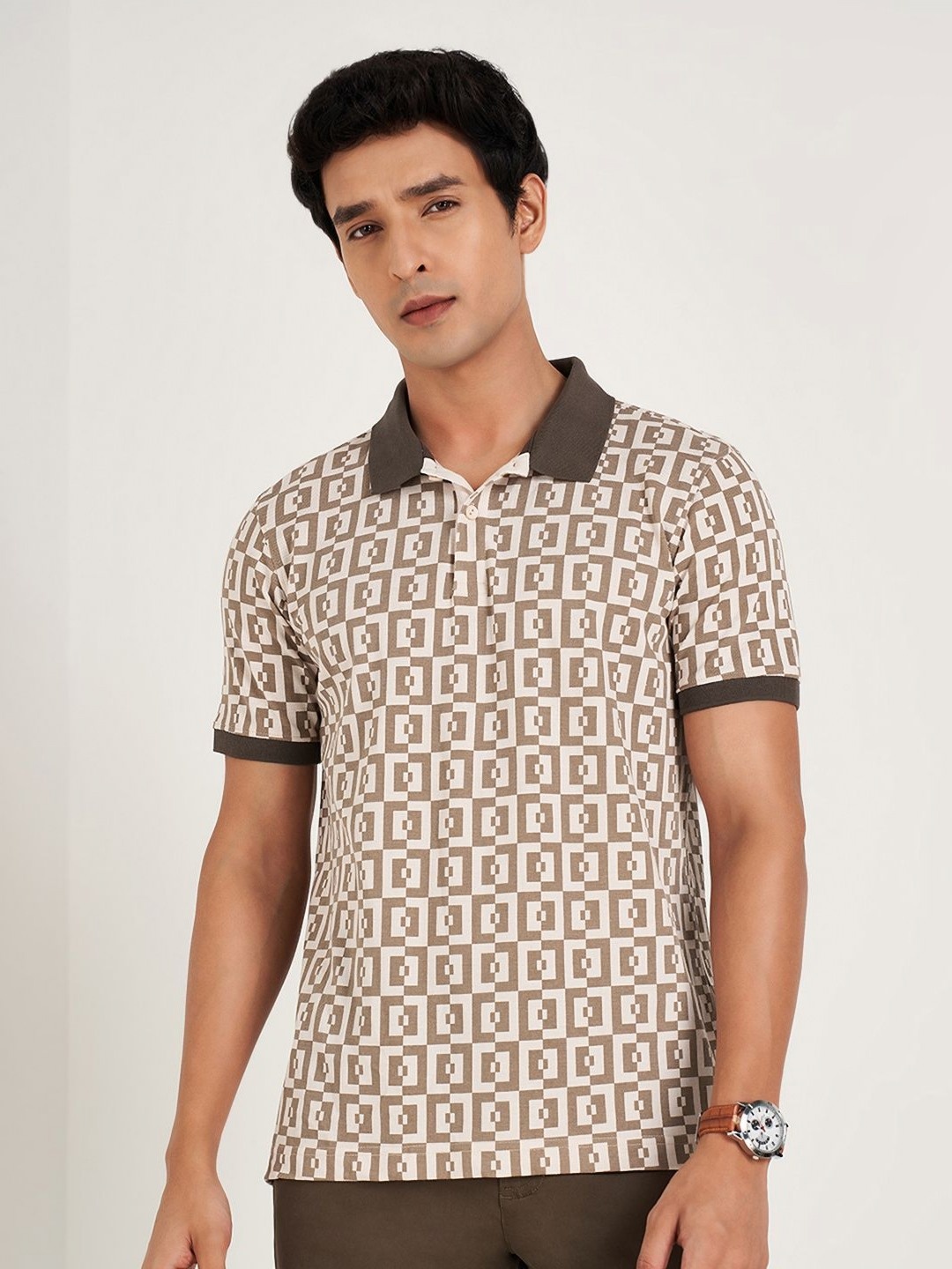 Peregrine by Pantaloons Men Geometric Printed Polo Collar Cotton Slim Fit T-shirt, White
Peregrine by Pantaloons Men Geometric Printed Polo Collar Cotton Slim Fit T-shirt, White