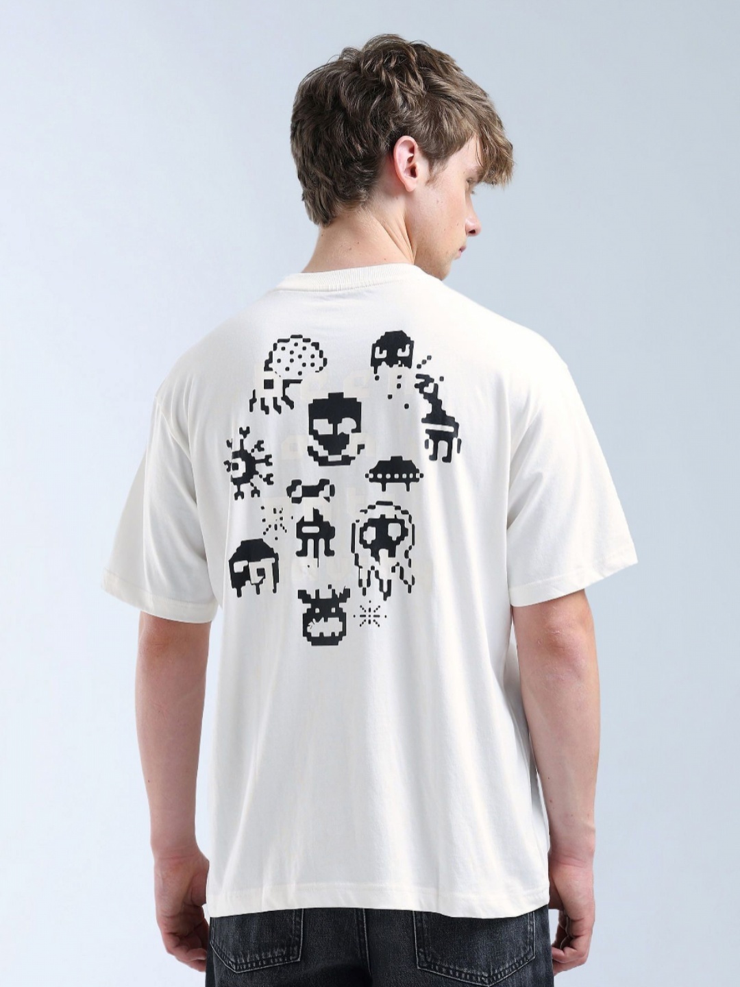 Flying Machine Graphic Printed Drop-Shoulder Sleeves Cotton Relaxed Fit T-shirt, White
Flying Machine Graphic Printed Drop-Shoulder Sleeves Cotton Relaxed Fit T-shirt, White