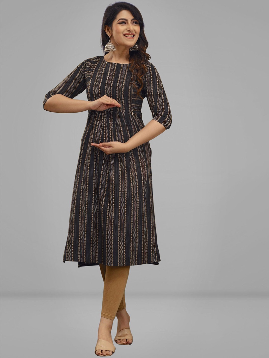 Lerkiza Geometric Printed Round Neck Pleated Pure Cotton A-Line Maternity Kurta, Black
Lerkiza Geometric Printed Round Neck Pleated Pure Cotton A-Line Maternity Kurta, Black