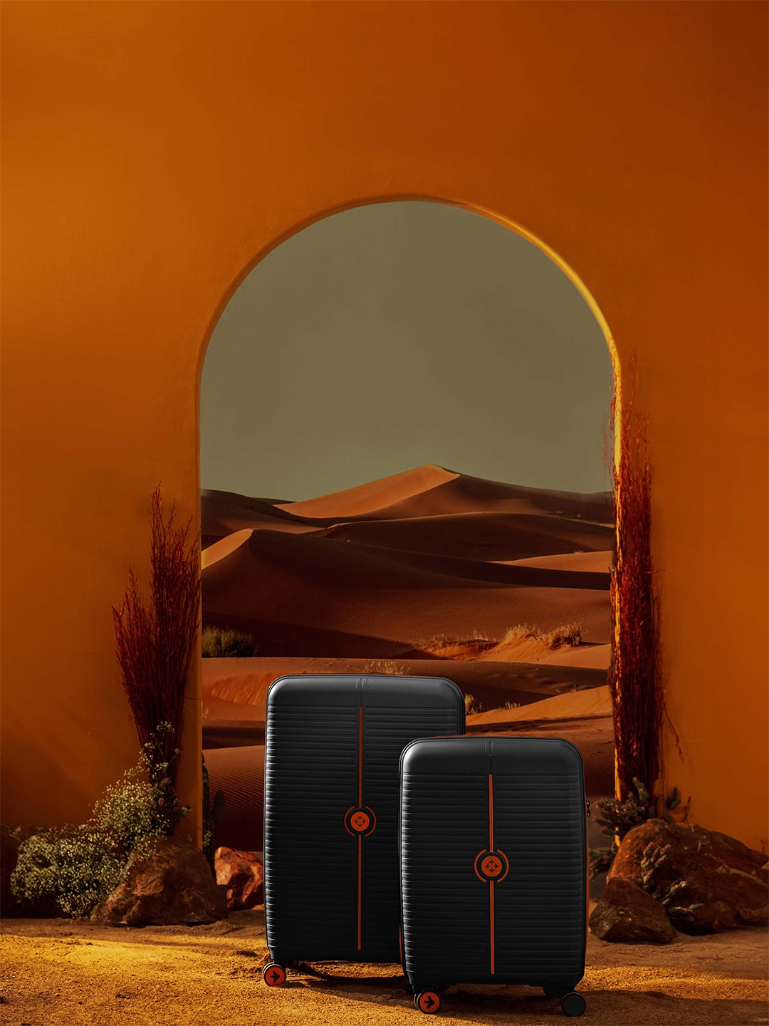 Nasher Miles Unisex Dubai Polypropylene Set of 2 S/M Black Orange Trolley Bags (55-65 cm)
Nasher Miles Unisex Dubai Polypropylene Set of 2 S/M Black Orange Trolley Bags (55-65 cm)