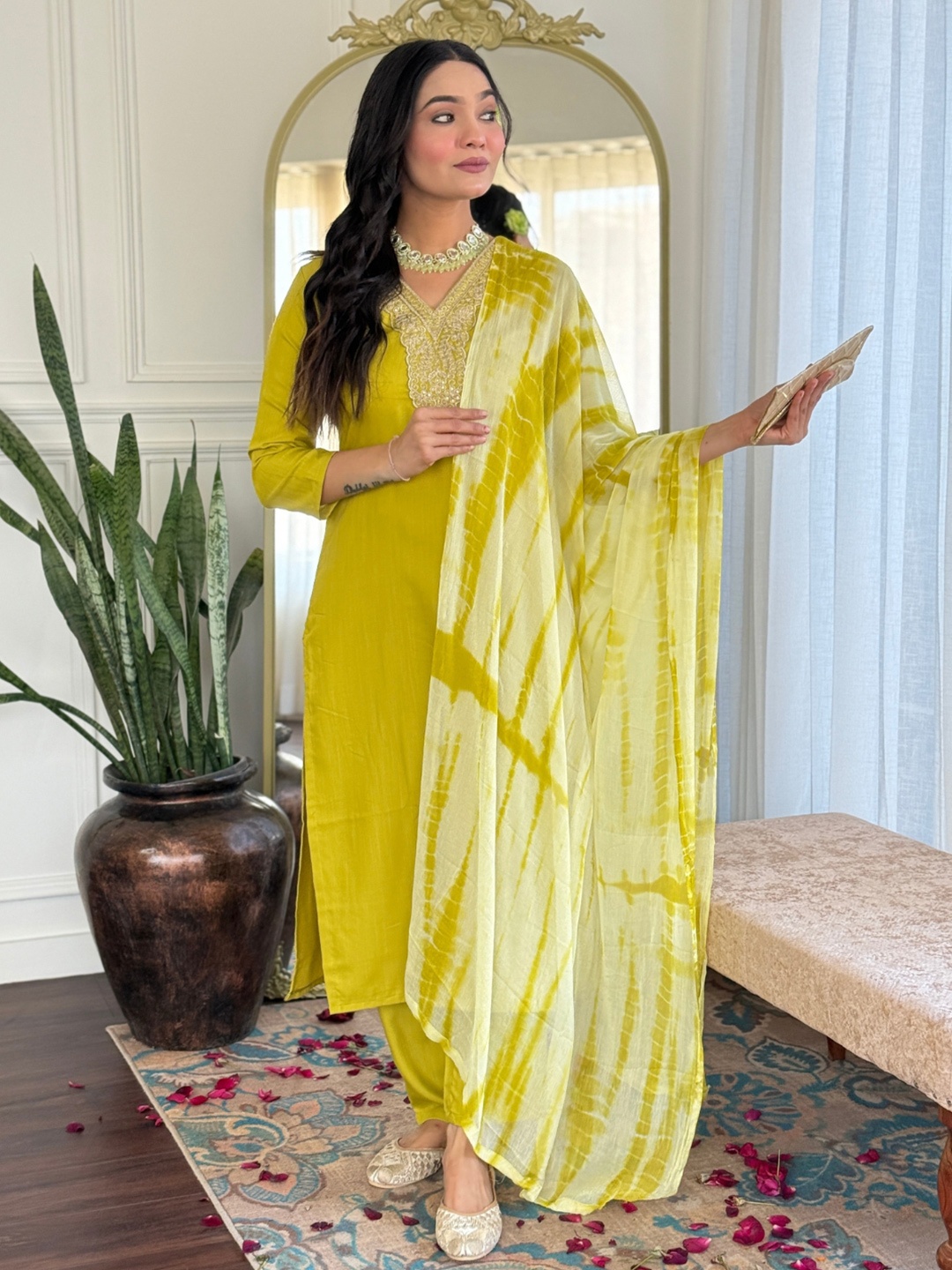 KALINI Embroidered Yoke Design V-Neck Sequinned Straight Kurta With Trousers & Dupatta, Yellow
KALINI Embroidered Yoke Design V-Neck Sequinned Straight Kurta With Trousers & Dupatta, Yellow