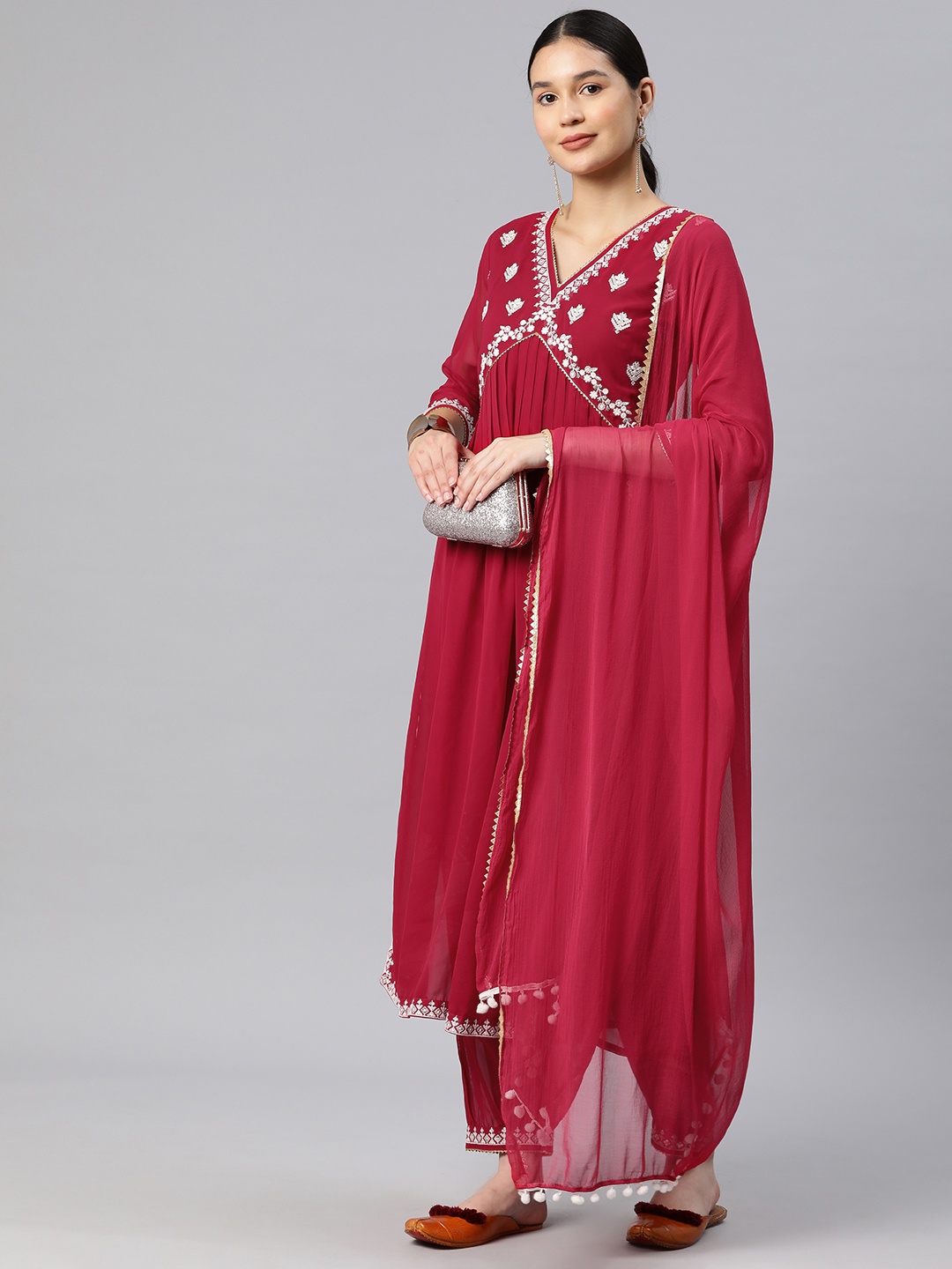 RAJGRANTH Ethnic Motifs Embroidered V-Neck Empire Anarkali Kurta With Trouser & Dupatta, Pink
RAJGRANTH Ethnic Motifs Embroidered V-Neck Empire Anarkali Kurta With Trouser & Dupatta, Pink