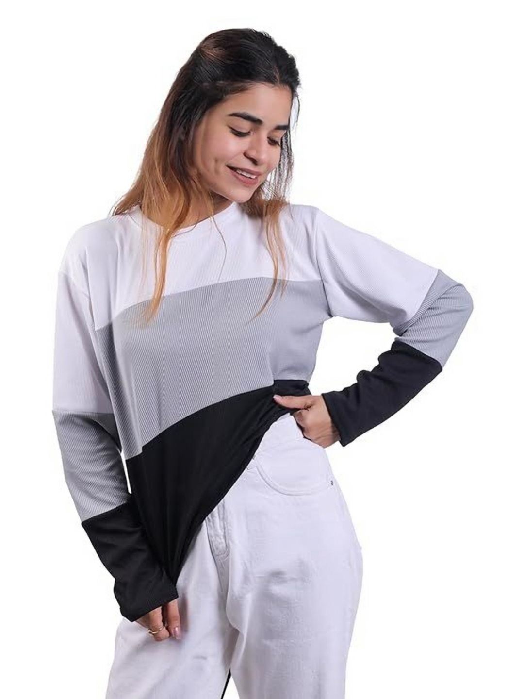 ELEVEN Women Antiviral Protective Finish Colourblocked Relaxed Fit Cropped T-shirt, White
ELEVEN Women Antiviral Protective Finish Colourblocked Relaxed Fit Cropped T-shirt, White
