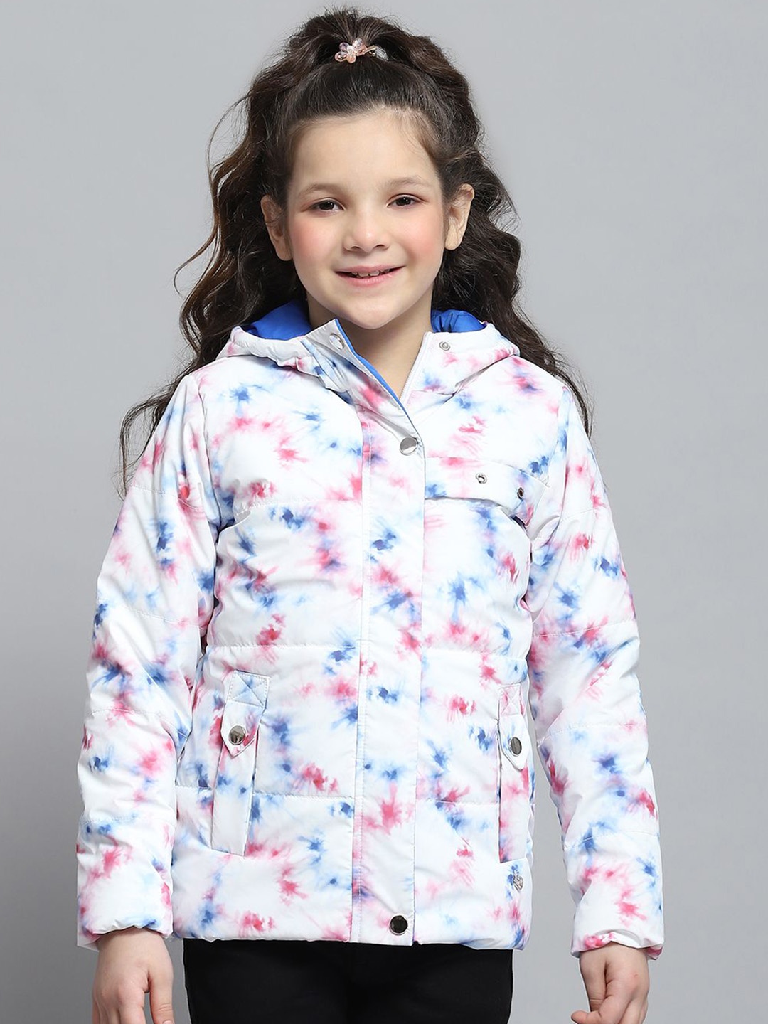 Monte Carlo Girls Hooded Abstract Printed Casual Lightweight Padded Jacket, Off white
Monte Carlo Girls Hooded Abstract Printed Casual Lightweight Padded Jacket, Off white