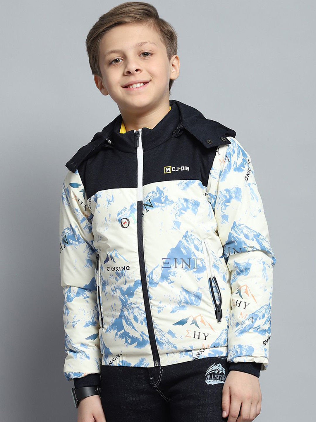Monte Carlo Boys Hooded Abstract Printed Casual Lightweight Padded Jacket, White
Monte Carlo Boys Hooded Abstract Printed Casual Lightweight Padded Jacket, White