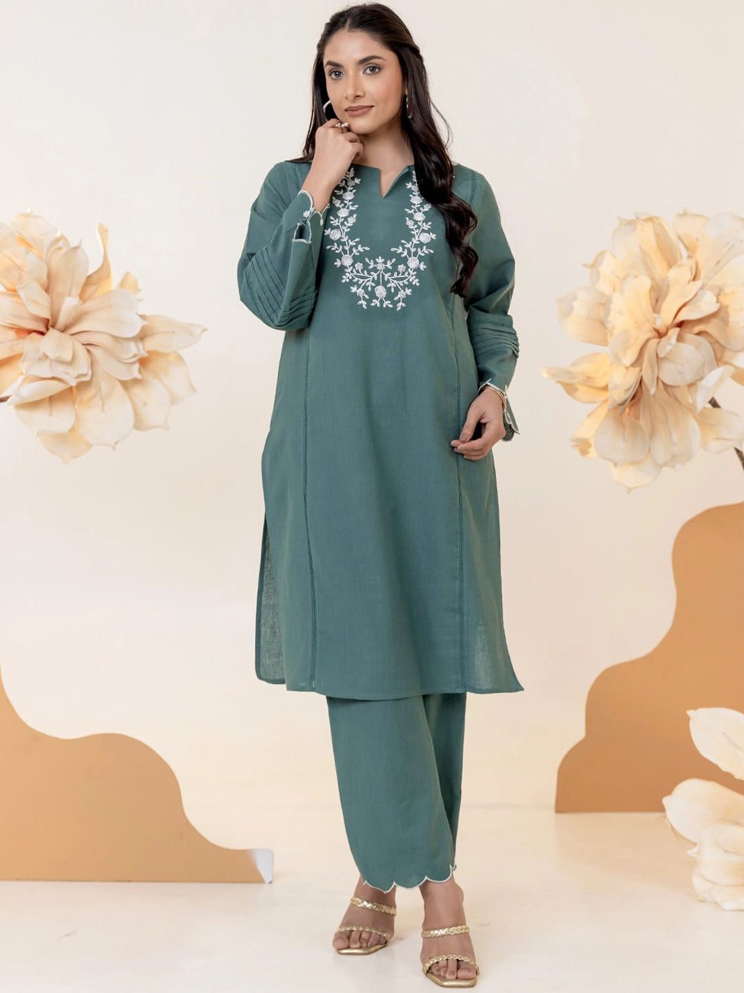 MISRI Floral Embroidered Notch Neck Thread Work Pure Cotton Straight Kurta With Trousers, Green
MISRI Floral Embroidered Notch Neck Thread Work Pure Cotton Straight Kurta With Trousers, Green