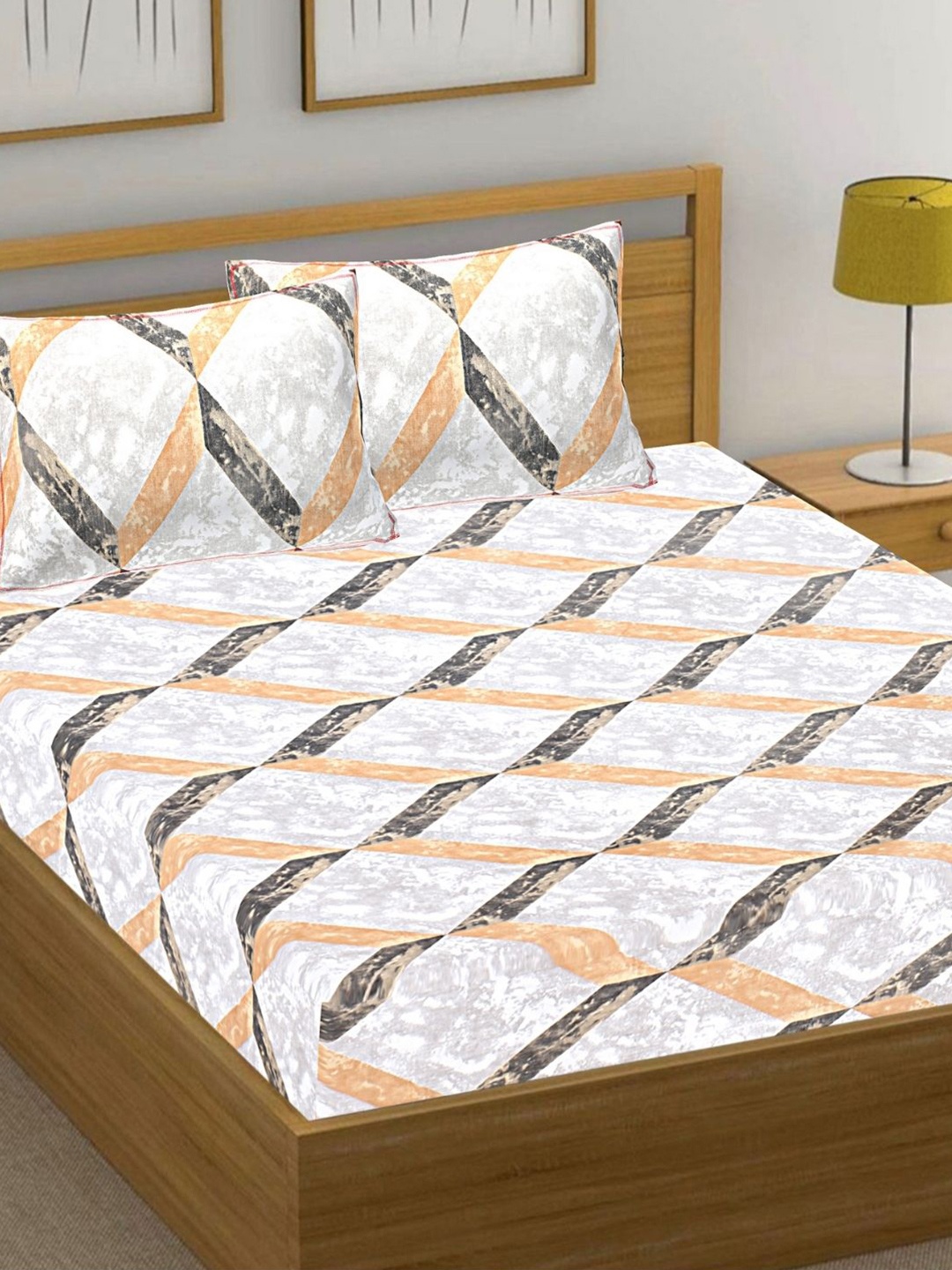 HASHCART Grey & White Geometric Printed Cotton 210 TC Queen Bedsheet Set 2.40 m x 2.25 m
HASHCART Grey & White Geometric Printed Cotton 210 TC Queen Bedsheet Set 2.40 m x 2.25 m