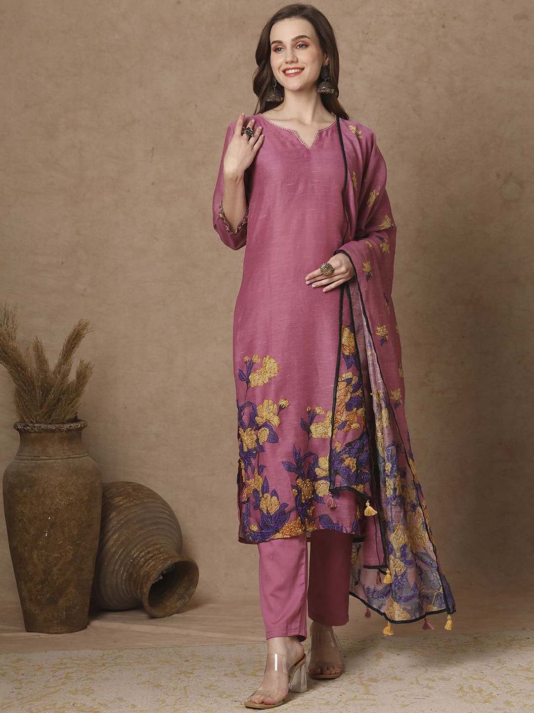 FASHOR Pink Floral Printed Notch Neck Thread Work Straight Kurta With Trousers & Dupatta
FASHOR Pink Floral Printed Notch Neck Thread Work Straight Kurta With Trousers & Dupatta