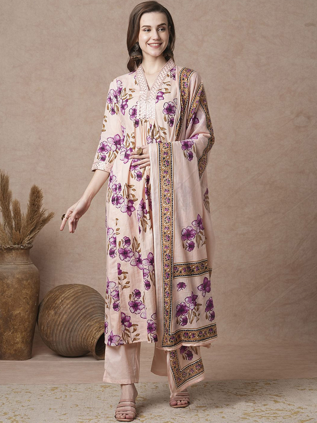 FASHOR Peach Floral Printed Panelled Pure Cotton A-Line Kurta With Trousers & Dupatta
FASHOR Peach Floral Printed Panelled Pure Cotton A-Line Kurta With Trousers & Dupatta