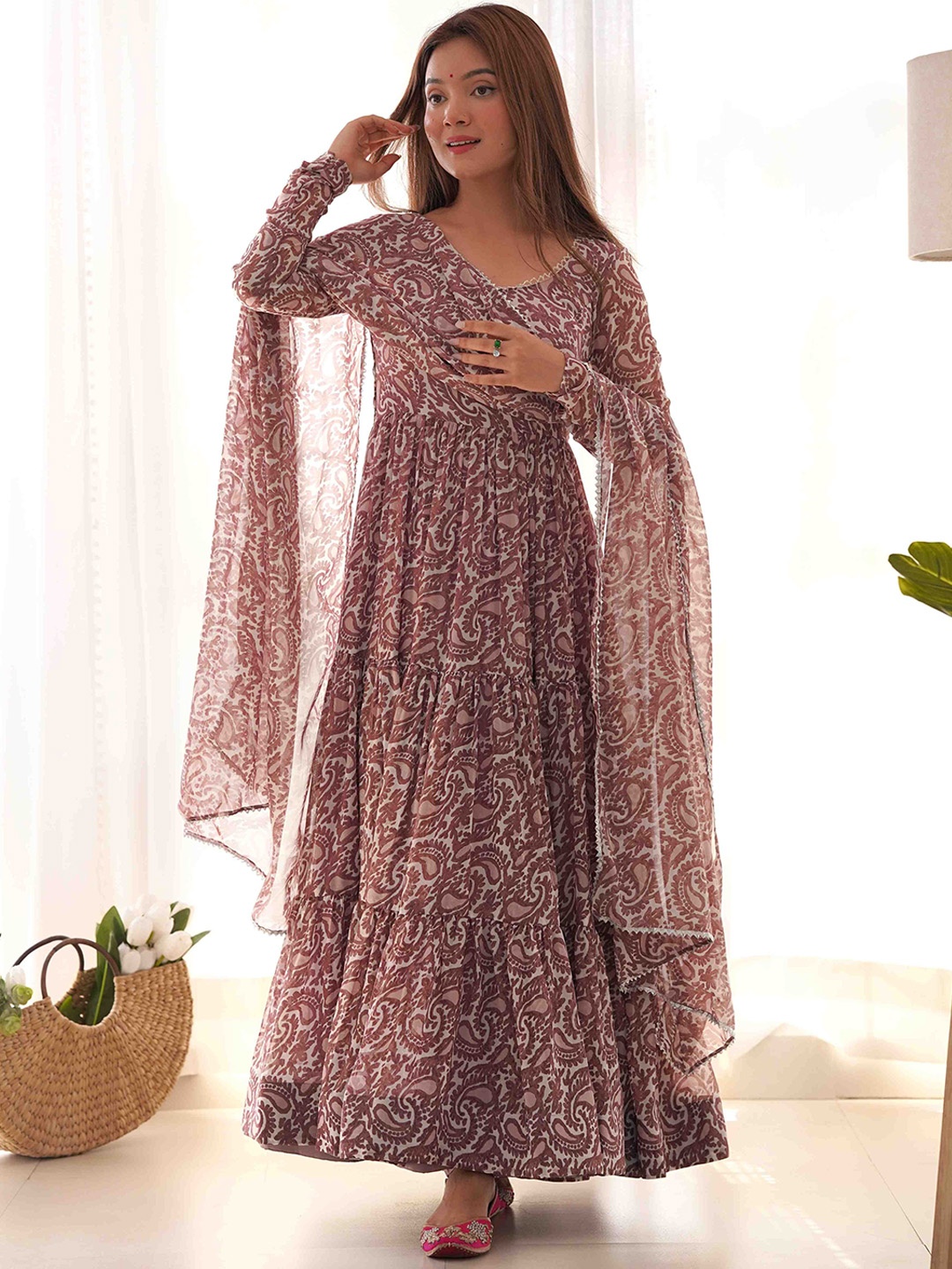 Tanhai Paisley Printed Round Neck Georgette Anarkali Kurta With Trouser & Dupatta, Pink
Tanhai Paisley Printed Round Neck Georgette Anarkali Kurta With Trouser & Dupatta, Pink