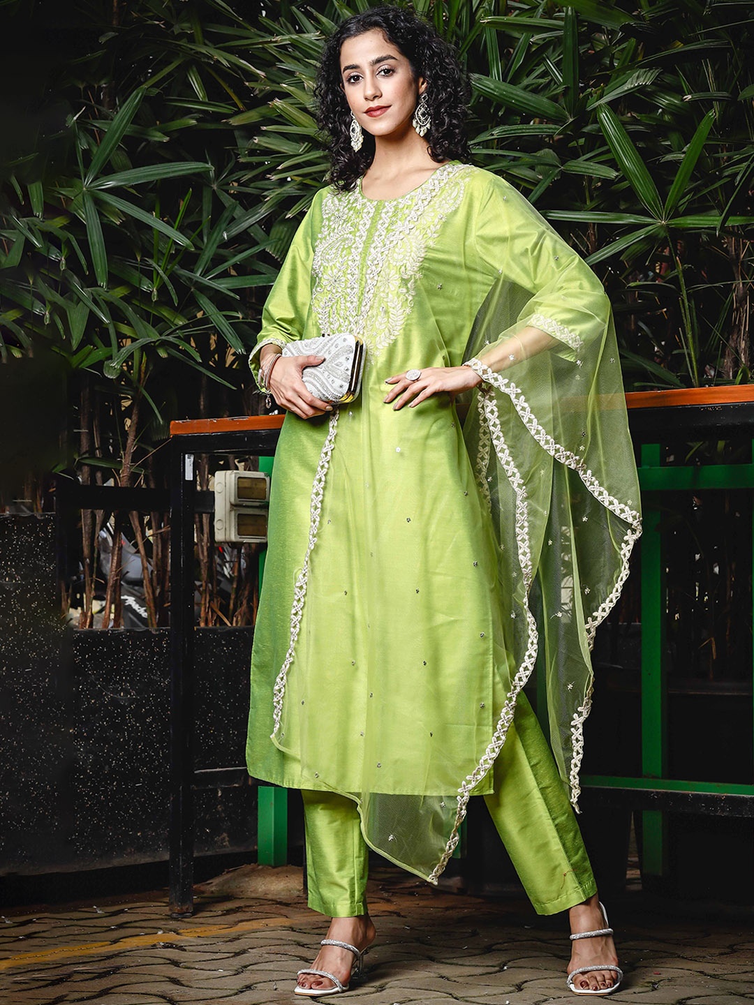 Anouk Green Ethnic Motifs Embroidered Notch-Neck Straight Kurta With Trouser & Dupatta, Lime green
Anouk Green Ethnic Motifs Embroidered Notch-Neck Straight Kurta With Trouser & Dupatta, Lime green