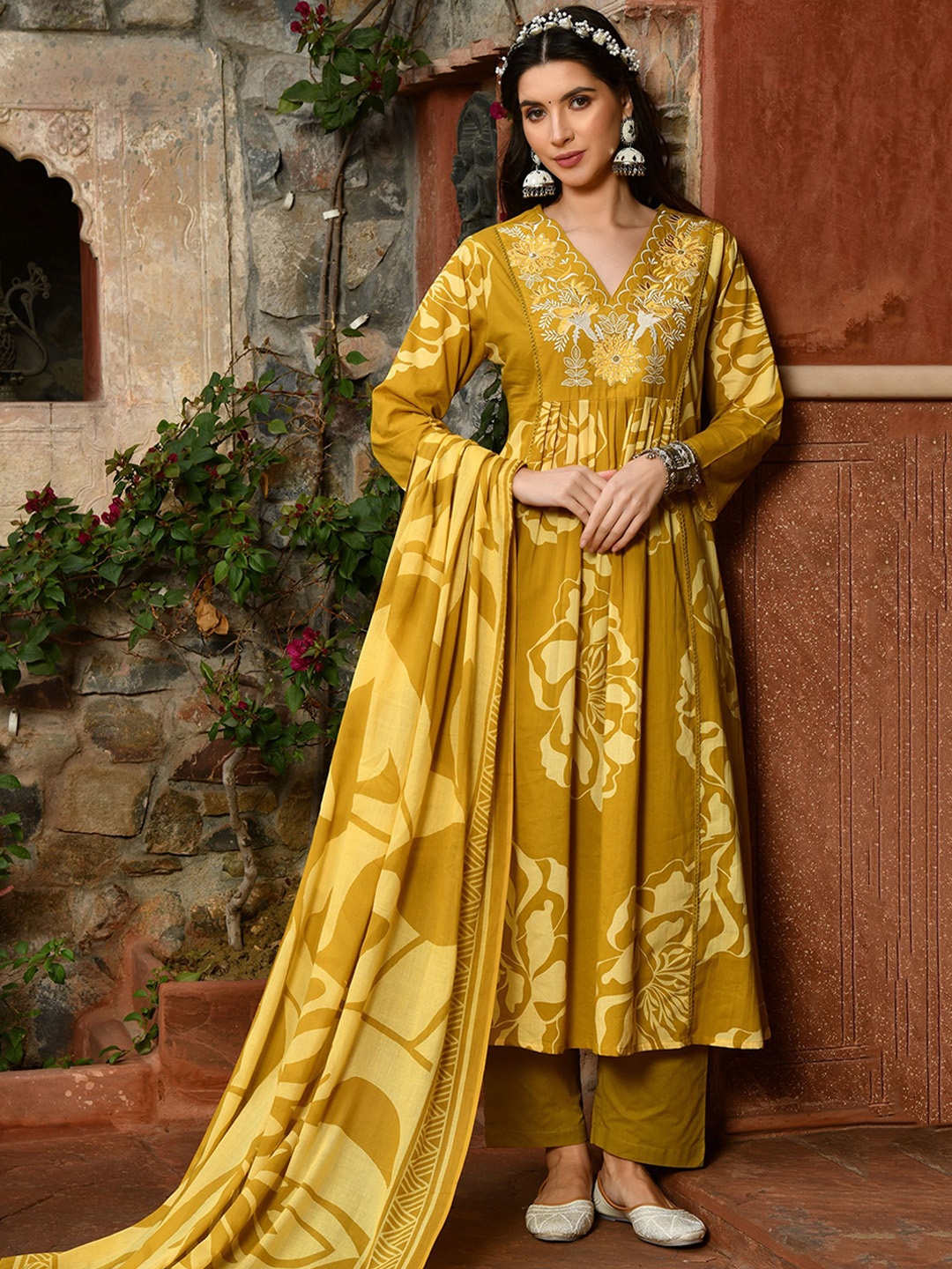 filora Floral Printed Pleated Thread Work Pure Cotton A-Line Kurta With Trousers & Dupatta, Mustard
filora Floral Printed Pleated Thread Work Pure Cotton A-Line Kurta With Trousers & Dupatta, Mustard