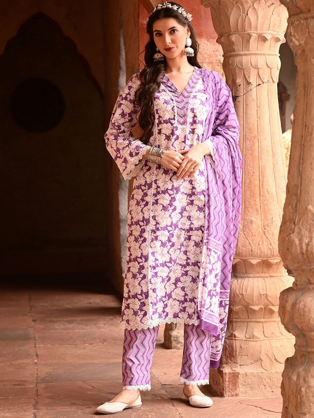 filora Floral Printed Panelled Beads Work Pure Cotton Kurta With Trouser & Dupatta, Purple
filora Floral Printed Panelled Beads Work Pure Cotton Kurta With Trouser & Dupatta, Purple