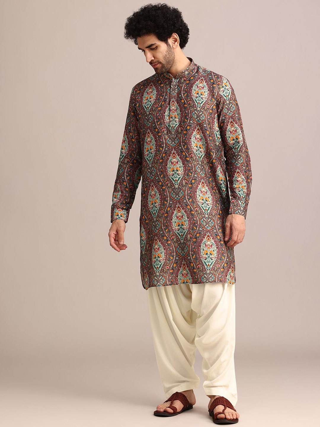 KALKI Fashion Ethnic Motifs Printed Mandarin Collar Straight Kurta With Patiala, Brown
KALKI Fashion Ethnic Motifs Printed Mandarin Collar Straight Kurta With Patiala, Brown