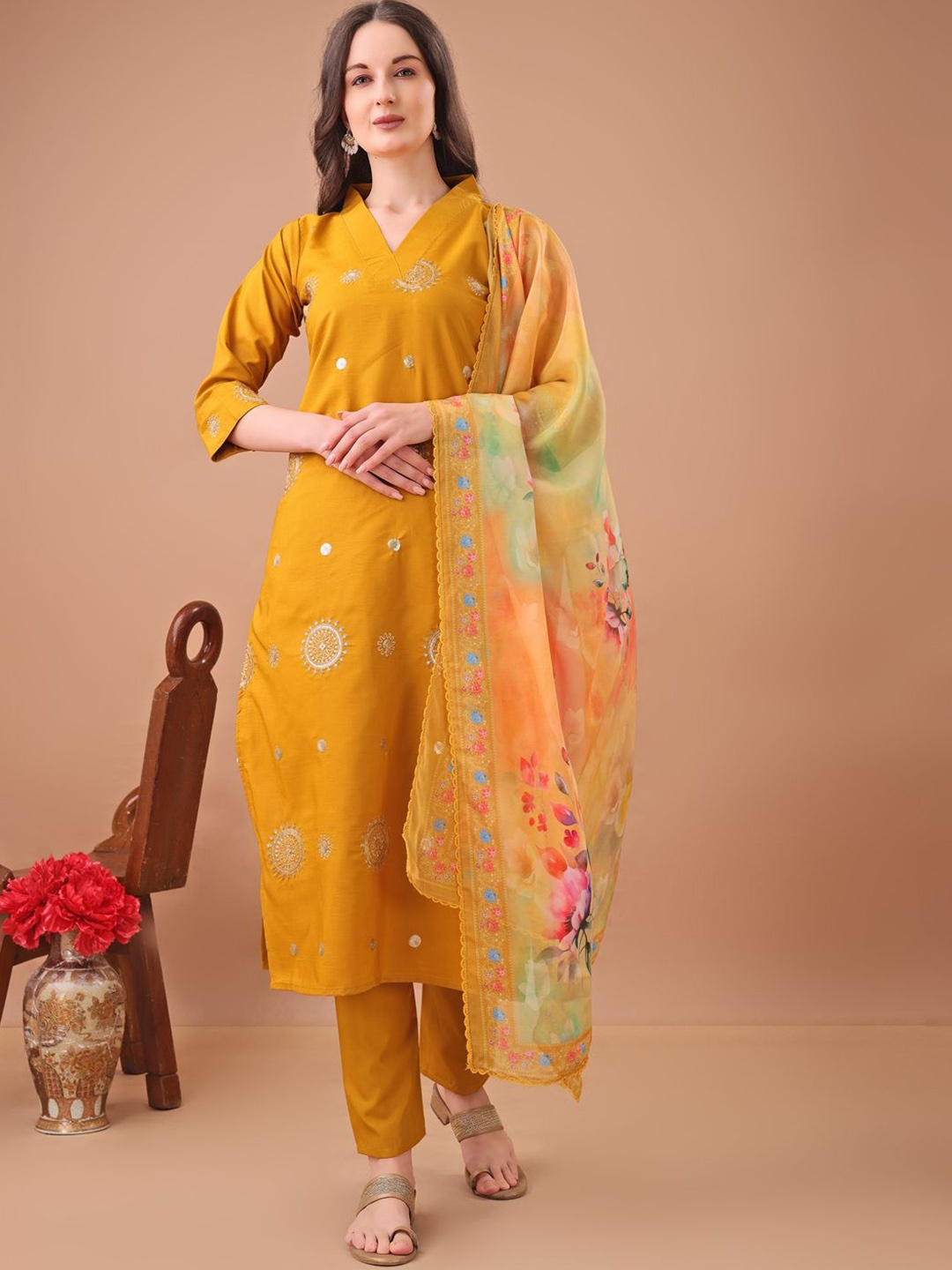 valdona Floral Embroidered v-Neck Sequinned Straight Kurta With Trousers & Dupatta, Yellow
valdona Floral Embroidered v-Neck Sequinned Straight Kurta With Trousers & Dupatta, Yellow
