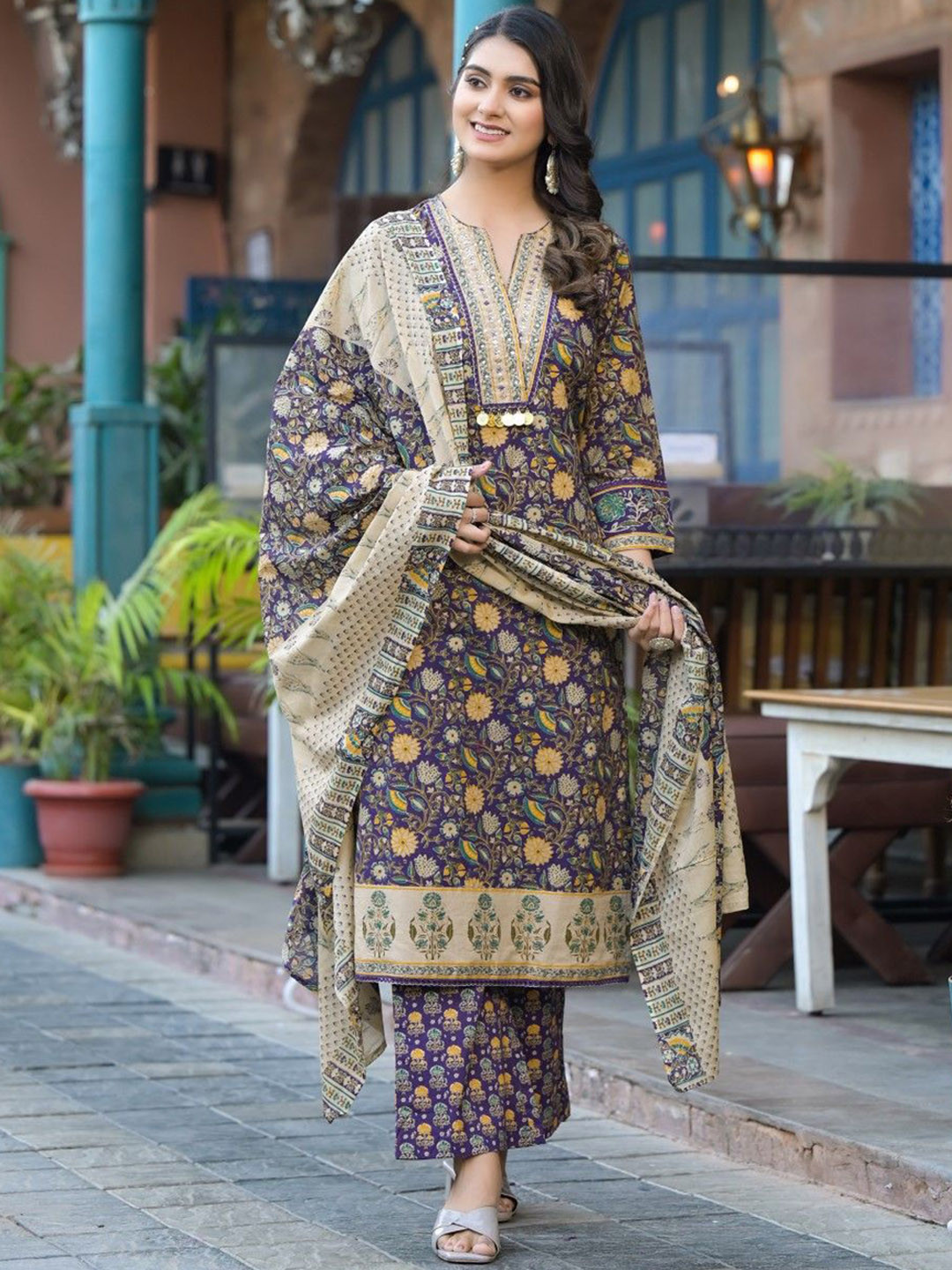 AUTUMN LANE Floral Printed Pure Cotton Straight Kurta with Palazzos & With Dupatta, Purple
AUTUMN LANE Floral Printed Pure Cotton Straight Kurta with Palazzos & With Dupatta, Purple