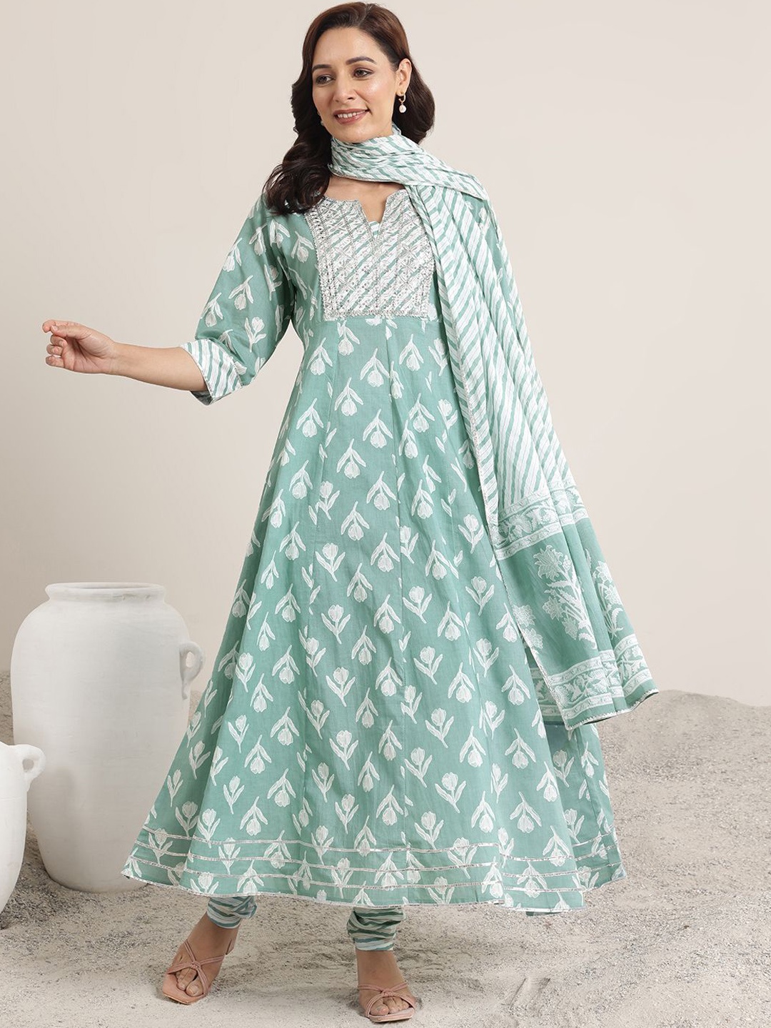 Libas Green Floral Printed Panelled Sequinned Anarkali Kurta With Churidar & Dupatta
Libas Green Floral Printed Panelled Sequinned Anarkali Kurta With Churidar & Dupatta