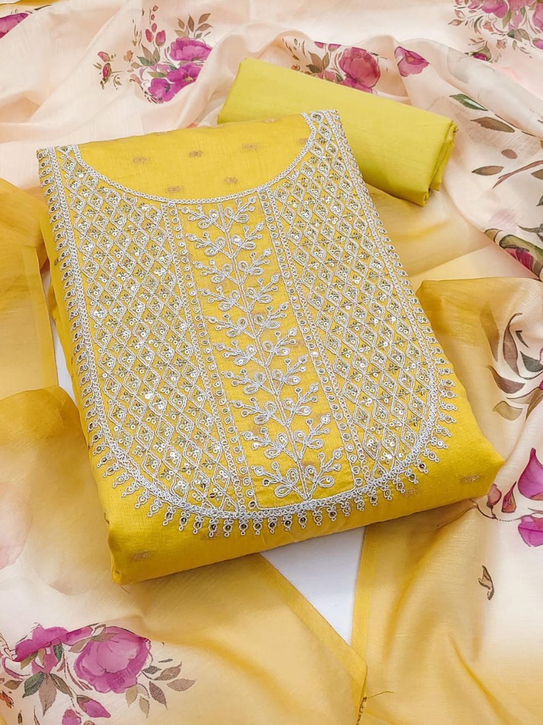 HMP Fashion Floral Embroidered Sequinned Jacquard Chanderi Unstitched Dress Material, Yellow
HMP Fashion Floral Embroidered Sequinned Jacquard Chanderi Unstitched Dress Material, Yellow