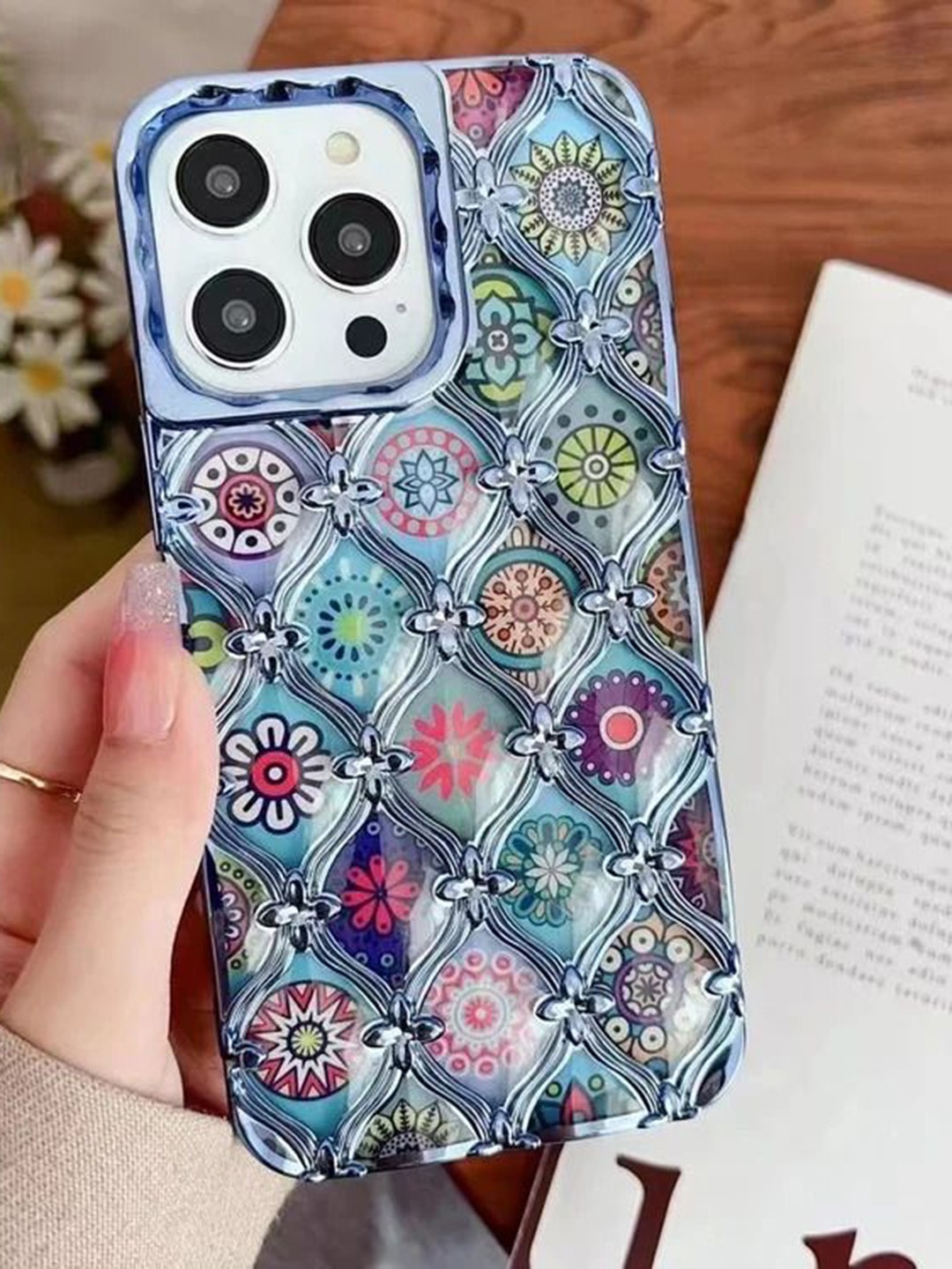 Luxury Kase LK125 Electroplated Shell Star Flower Pattern iPhone 12 Pro Max Back Case, Blue
Luxury Kase LK125 Electroplated Shell Star Flower Pattern iPhone 12 Pro Max Back Case, Blue