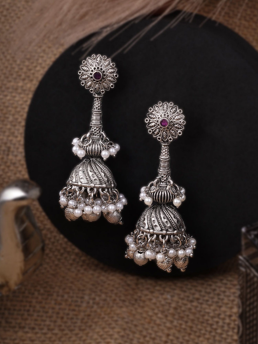 Adwitiya Collection Silver-Plated Stones Studded & Beaded Dome Shaped Jhumkas
Adwitiya Collection Silver-Plated Stones Studded & Beaded Dome Shaped Jhumkas