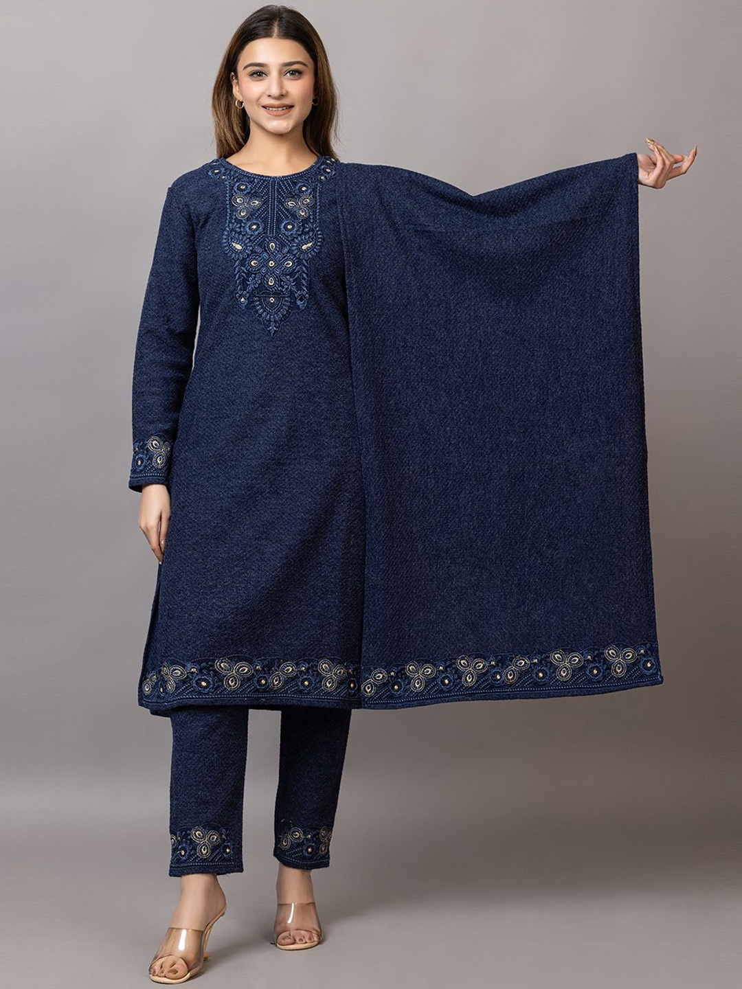 Wool's Kart Floral Embroidered Thread Work Straight Kurta With Trouser & Dupatta, Navy blue
Wool's Kart Floral Embroidered Thread Work Straight Kurta With Trouser & Dupatta, Navy blue