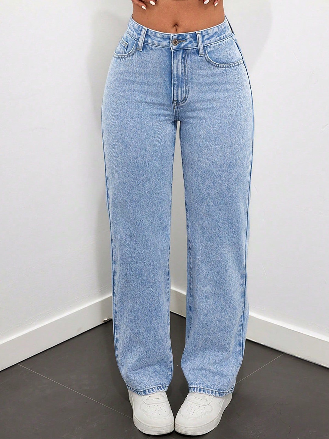 Glossia Women Comfort Straight Fit High-Rise Light Fade Acid Wash Stretchable Jeans, Blue
Glossia Women Comfort Straight Fit High-Rise Light Fade Acid Wash Stretchable Jeans, Blue