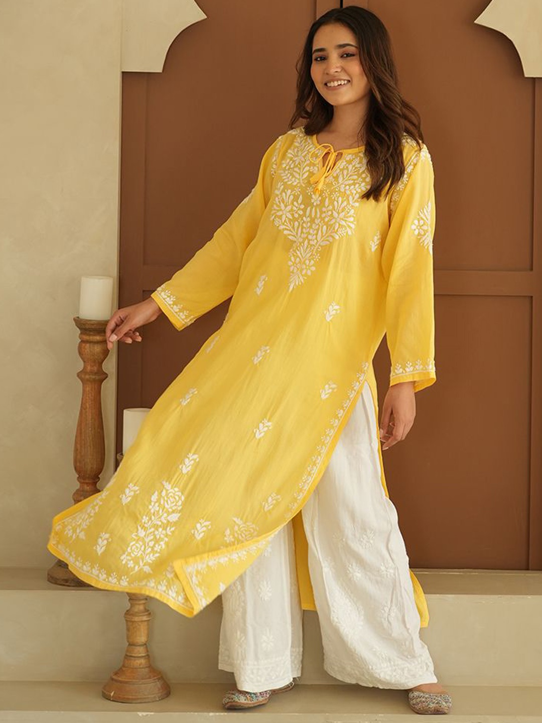 Ethnic Threads Floral Embroidered Tie-Up Neck Chikankari Modal Straight Kurta, Yellow
Ethnic Threads Floral Embroidered Tie-Up Neck Chikankari Modal Straight Kurta, Yellow