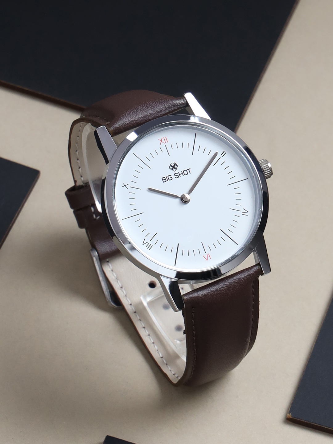 BIG SHOT Men Brass Patterned Dial & Leather Bracelet Style Straps Analogue Watch BSM002A, White
BIG SHOT Men Brass Patterned Dial & Leather Bracelet Style Straps Analogue Watch BSM002A, White