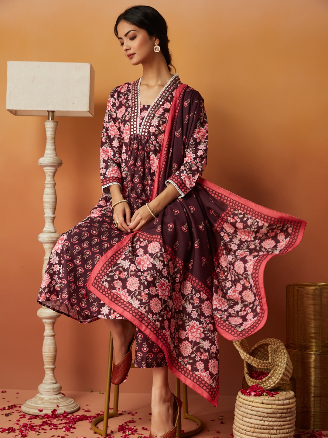 MOKOSH Floral Printed Mirror Work Pleated A-Line Kurta with Trousers & Dupatta, Purple
MOKOSH Floral Printed Mirror Work Pleated A-Line Kurta with Trousers & Dupatta, Purple