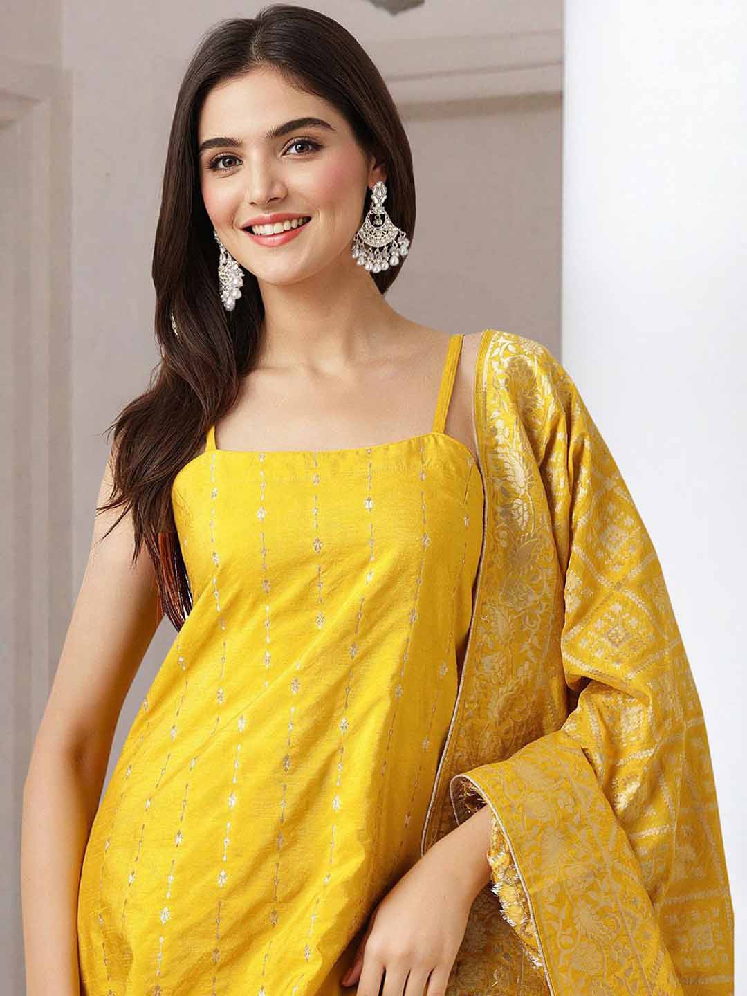 Ishin Women Ethnic Motifs Printed Regular Kurta with Trousers & With Dupatta, Yellow
Ishin Women Ethnic Motifs Printed Regular Kurta with Trousers & With Dupatta, Yellow