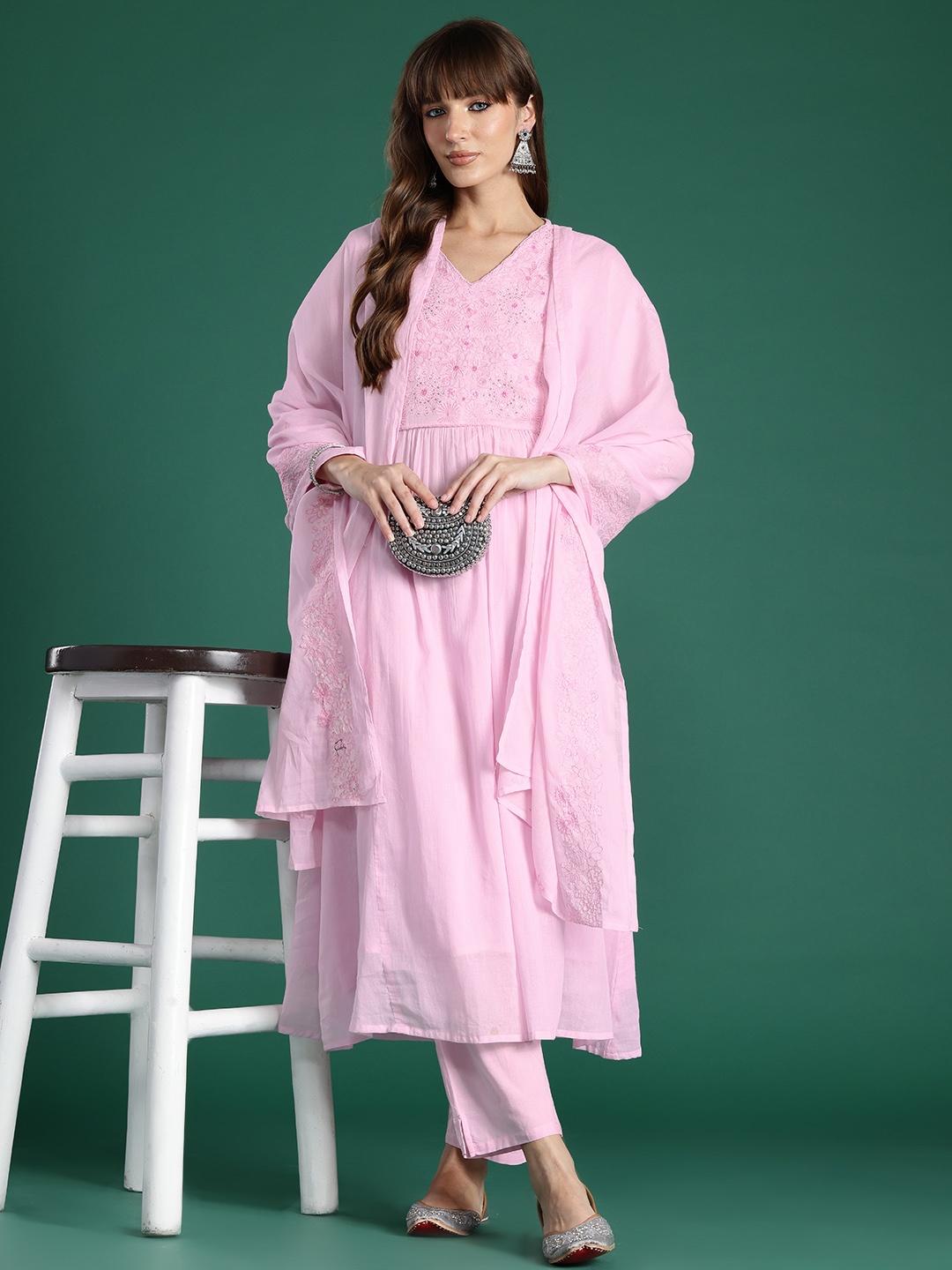 Indo Era Floral Embroidered Panelled Thread Work Pure Cotton Kurta with Trousers & Dupatta, Pink
Indo Era Floral Embroidered Panelled Thread Work Pure Cotton Kurta with Trousers & Dupatta, Pink