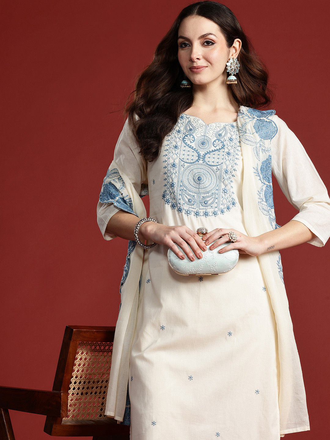 Indo Era Paisley Embroidered Thread Work Pure Cotton Kurta with Trousers & With Dupatta, Off white
Indo Era Paisley Embroidered Thread Work Pure Cotton Kurta with Trousers & With Dupatta, Off white