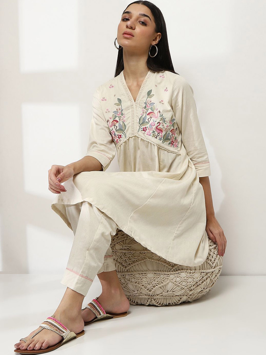 Rangriti Floral Embroidered V-Neck Pleated A-Line Pure Cotton Kurta with Trousers, White
Rangriti Floral Embroidered V-Neck Pleated A-Line Pure Cotton Kurta with Trousers, White