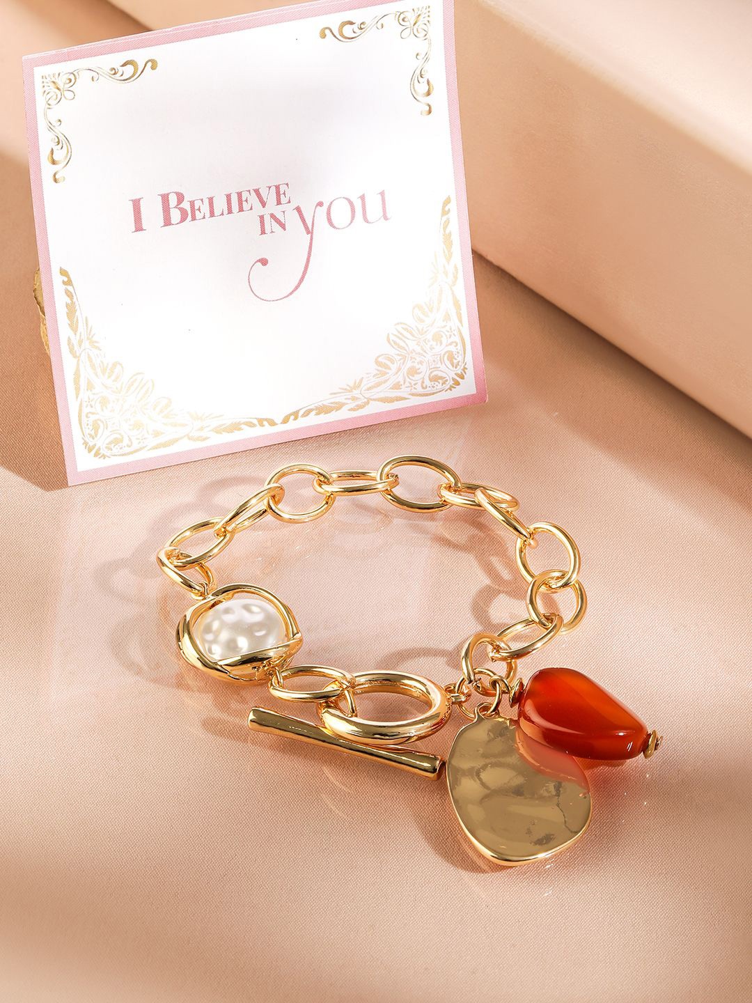 Rubans Valentine's 18k Gold Plated Stainless Steel Tarnish Free Demi Fine Link Bracelet
Rubans Valentine's 18k Gold Plated Stainless Steel Tarnish Free Demi Fine Link Bracelet