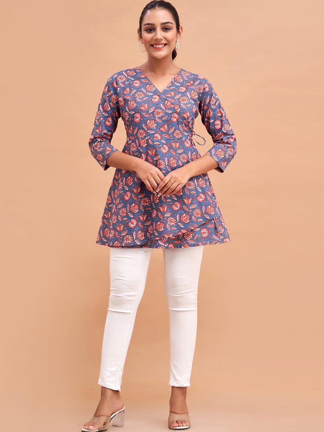 LIVING ROOTS Women Floral Block Printed V-Neck Pure Cotton Angrakha Casual Short Kurti, Purple
LIVING ROOTS Women Floral Block Printed V-Neck Pure Cotton Angrakha Casual Short Kurti, Purple