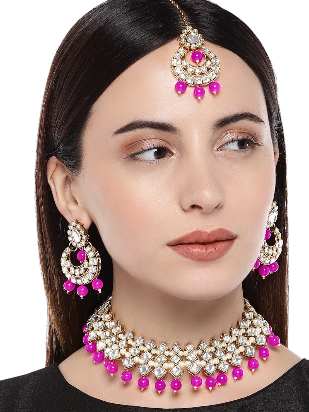 Anouk Gold-Plated And Pink Kundan Studded & Beaded Necklace With Earrings And Maang Tikka
Anouk Gold-Plated And Pink Kundan Studded & Beaded Necklace With Earrings And Maang Tikka