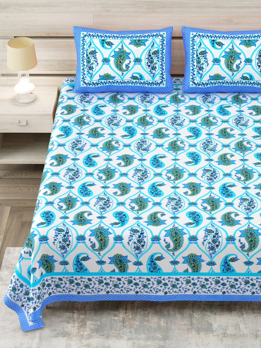 Aapno Rajasthan Green & Blue Paisley Printed Cotton 144TC King Bedsheet Set 2.74m x 2.74m
Aapno Rajasthan Green & Blue Paisley Printed Cotton 144TC King Bedsheet Set 2.74m x 2.74m